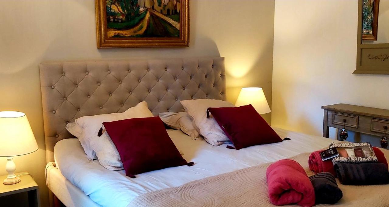 Les Jardins D'Eleusis Bed and Breakfast Murs  Eksteriør billede