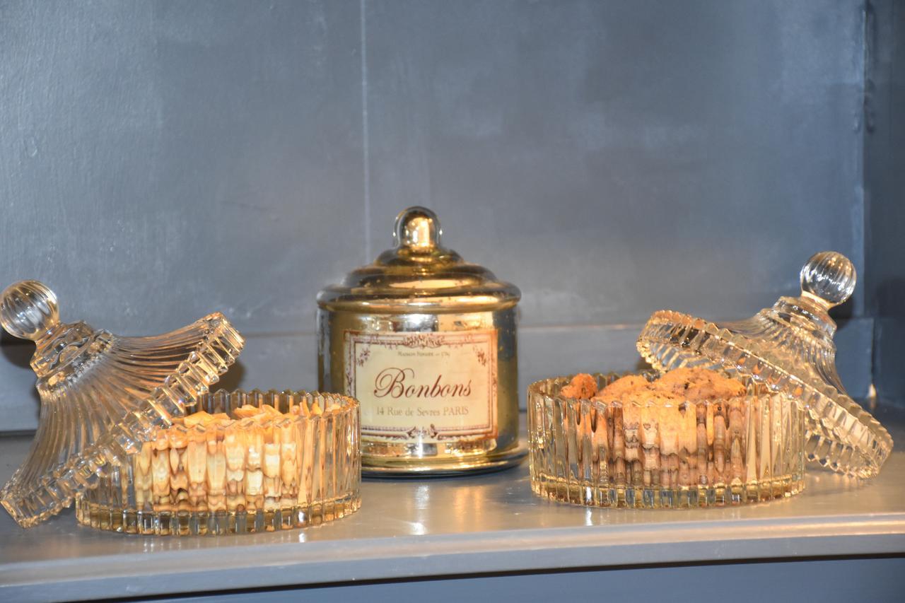 Les Jardins D'Eleusis Bed and Breakfast Murs  Eksteriør billede